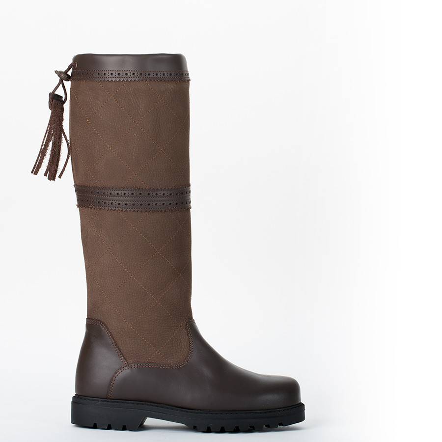 Checked outdoor boots