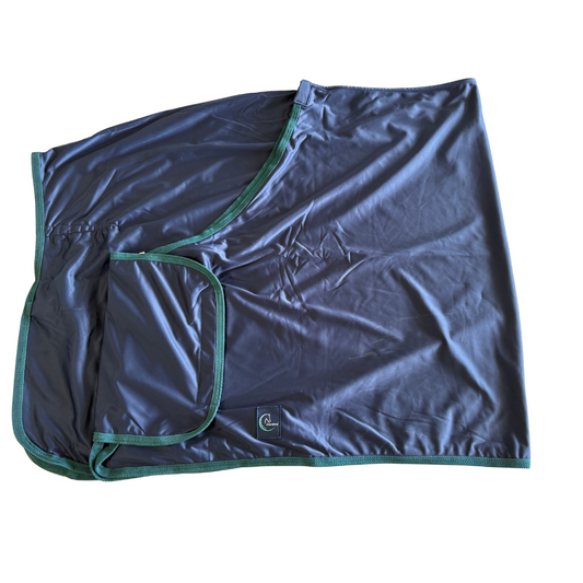Publicity shine fleece rug - navy/green