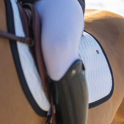Saddle pad Arrow - white/black - black
