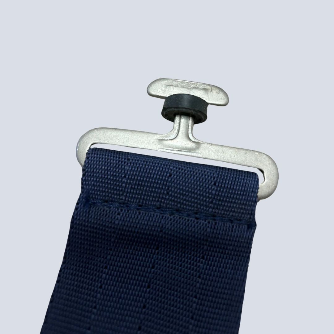 Detachable surcingles