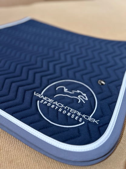 Tapis de selle Arrow - bleu marine/gris - blanc