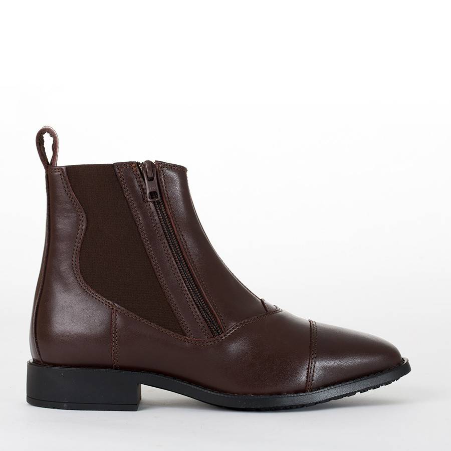 Stiefel mit schrägem Reißverschluss
