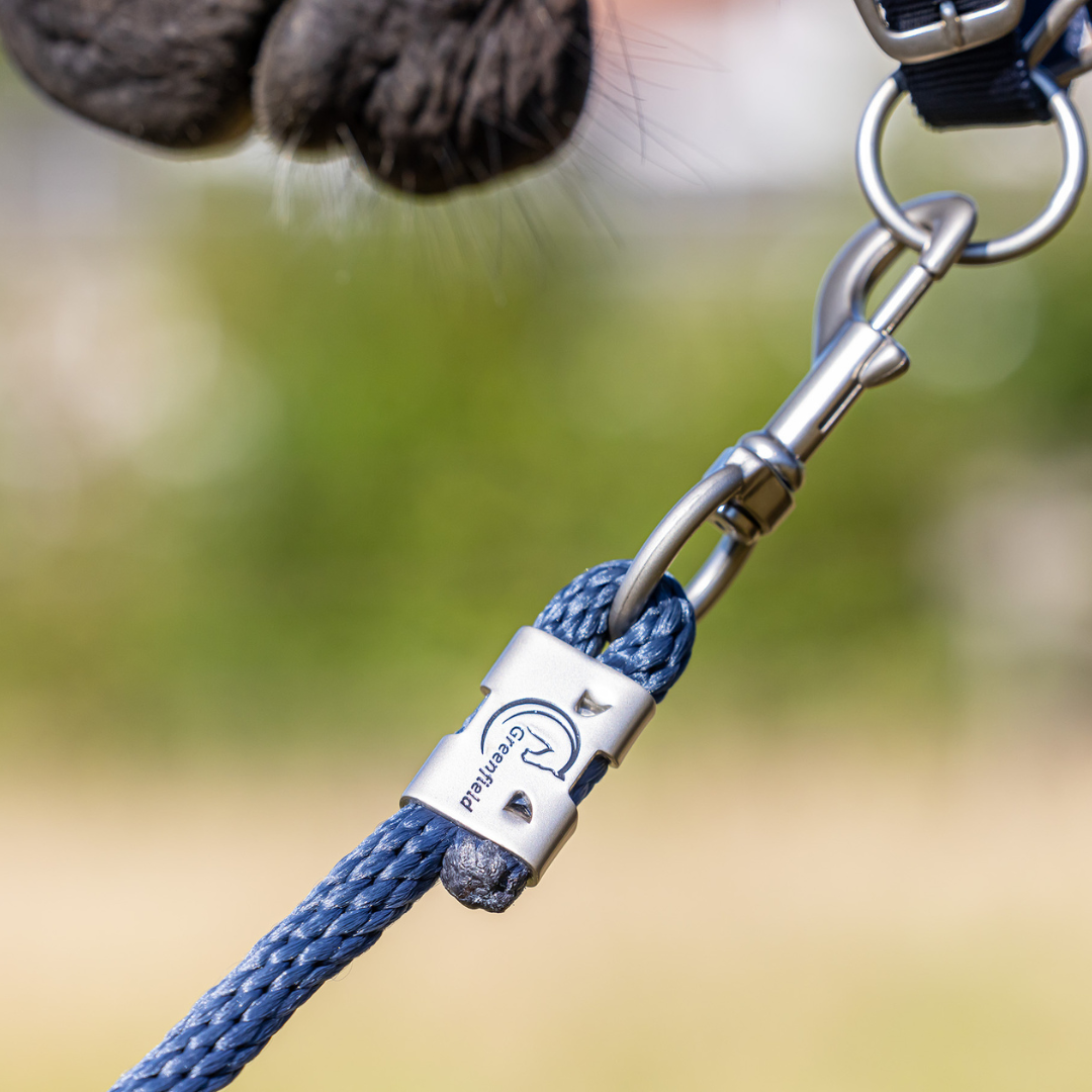 Rope - satin closure