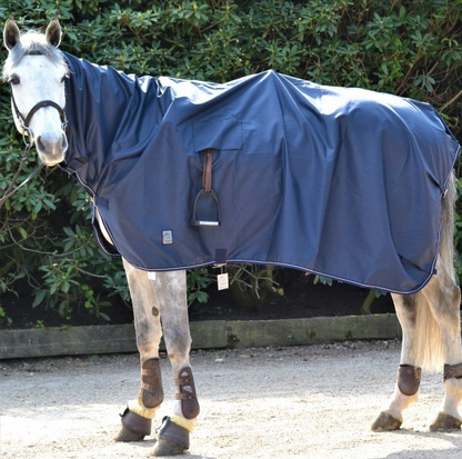 Complete riding rain sheet